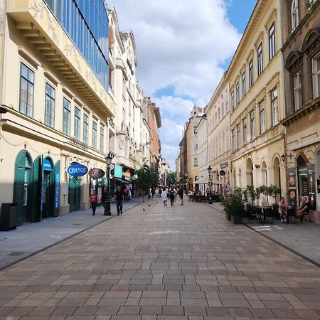 Apartman Deisi Budapeste Exterior foto